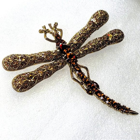 Large Statement Dragonfly Brooch in fashion topaz hued rhinestones - Picture 6 of 15